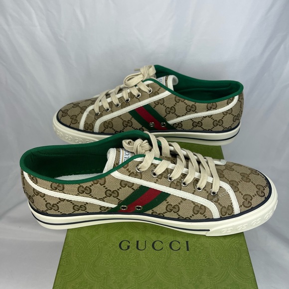 Brand New never worn 100% authentic. UK SZ 9 - Picture 10 of 13